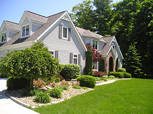 Landscapers and Lawncare Services in Brightwaters, NY